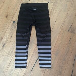 K-Deer size L gradient Black Leggings